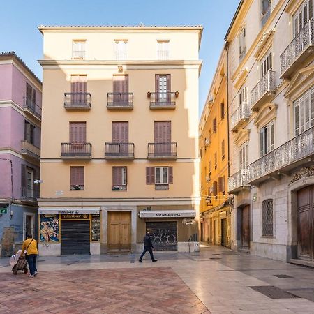 Central Malaga Apartment At Mitjana Plaza Exteriör bild
